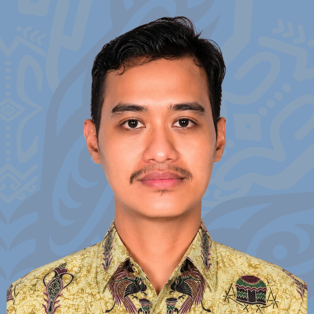 apt. Juniarto Mende, S.Farm., M.Clin.Pharm